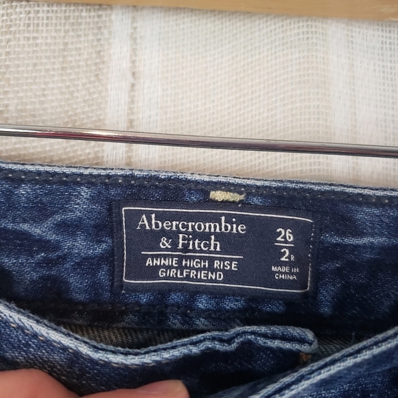 Abercrombie & Fitch Annie High Rise Girlfriend Jeans Blue Embroidered Size 26/2r - Picture 4 of 9